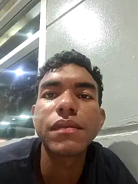 Snapshot of Reynold2608 chatting on January 3, 1:38 am Reynold2608 online show from January 3, 1:38 am