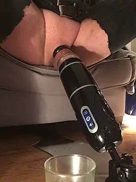 Snapshot of Inseminator69 chatting on December 9, 3:54 pm Inseminator69 online show from December 9, 3:54 pm