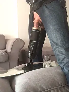 Snapshot of Inseminator69 chatting on January 10, 10:28 am Inseminator69 online show from January 10, 10:28 am