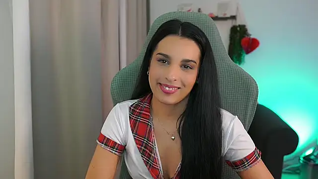 Snapshot of mila__denver chatting on February 15, 5:17 pm mila denver online show from February 15, 5:17 pm