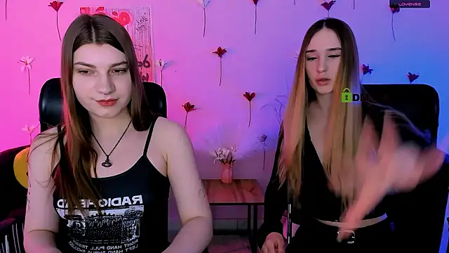 pure radiance1 online show from February 19, 10:00 am