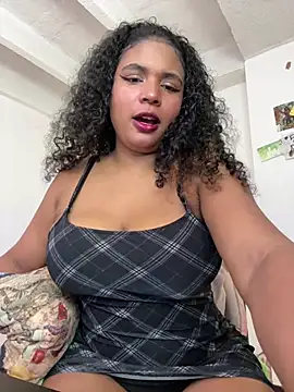 Snapshot of Michel_Jones chatting on May 28, 3:37 am Michel Jones online show from May 28, 3:37 am