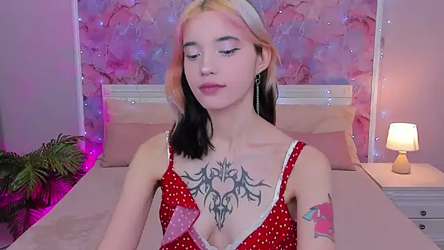 Snapshot of as1an_girlfriend chatting on January 3, 4:22 am as1an girlfriend online show from January 3, 4:22 am