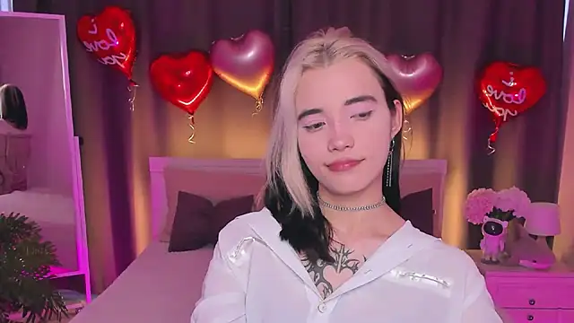 Snapshot of as1an_girlfriend chatting on February 21, 6:29 am as1an girlfriend online show from February 21, 6:29 am