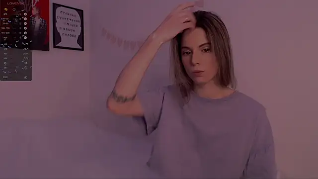 Snapshot of _ni_kiss chatting on December 15, 11:31 pm ni kiss online show from December 15, 11:31 pm