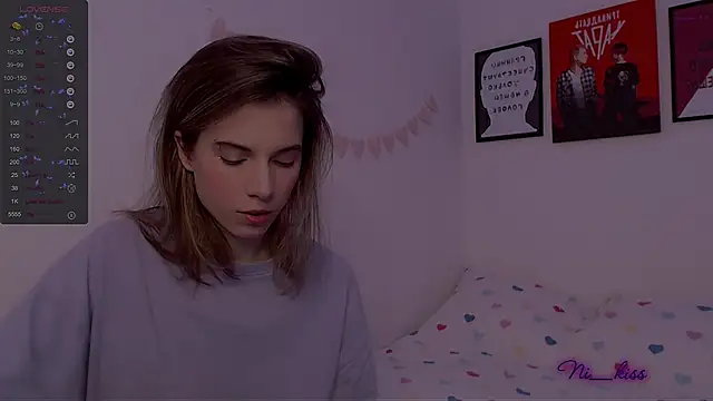 Snapshot of _ni_kiss chatting on March 4, 6:07 pm ni kiss online show from March 4, 6:07 pm