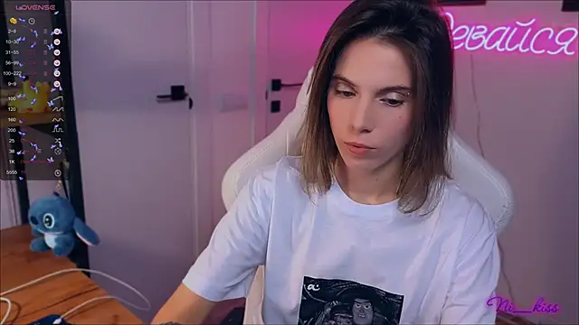 Snapshot of _ni_kiss chatting on September 15, 6:52 pm ni kiss online show from September 15, 6:52 pm