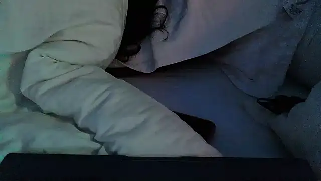 queen-chamss online show from May 15, 11:34 pm