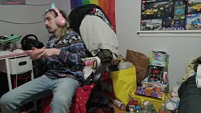 tallnerdyguy online show from May 8, 12:49 am