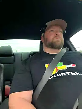 Snapshot of Strong_Bear89 chatting on January 28, 6:07 pm Strong Bear89 online show from January 28, 6:07 pm