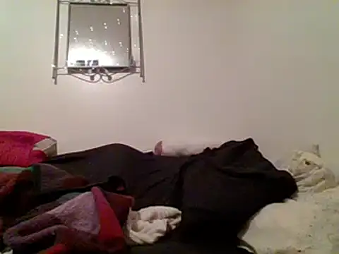 Snapshot of ivylee31 chatting on December 5, 10:45 pm ivylee31 online show from December 5, 10:45 pm