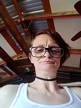 Snapshot of ivylee31 chatting on March 1, 3:16 pm ivylee31 online show from March 1, 3:16 pm