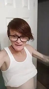 Snapshot of ivylee31 chatting on March 2, 5:23 am ivylee31 online show from March 2, 5:23 am