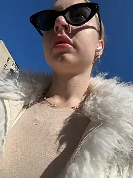 melissa grr online show from April 1, 10:38 am