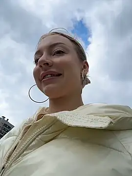 melissa grr online show from May 22, 2:01 pm