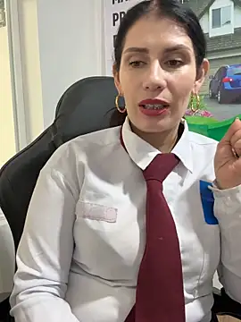 Alysson-- online show from February 17, 1:40 pm