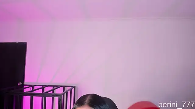 AmberiniHoffman online show from March 16, 11:58 am