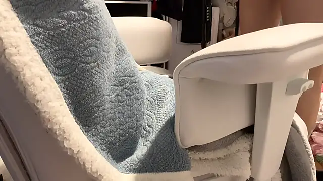 Snapshot of Im_IVE_LOVE chatting on November 6, 12:00 am Im IVE LOVE online show from November 6, 12:00 am