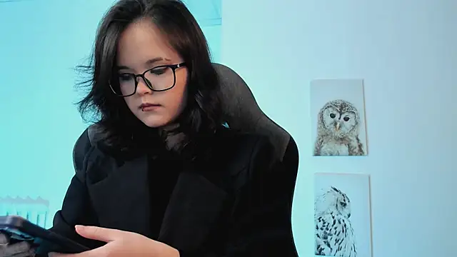 Elainebeness online show from March 13, 10:54 pm