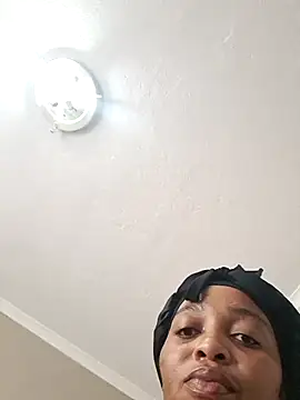 Snapshot of thicktash chatting on May 8, 9:47 am thicktash online show from May 8, 9:47 am