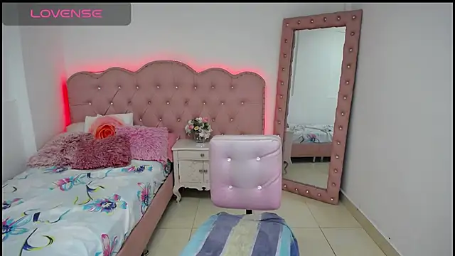 Kathleen Rodriguez online show from January 29, 10:58 am