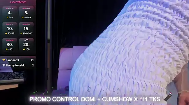 Snapshot of Afrodita_Shalom chatting on February 13, 2:09 pm Afrodita Shalom online show from February 13, 2:09 pm