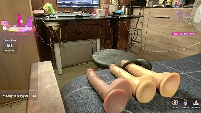 misteryman1956 online show from September 17, 7:10 am