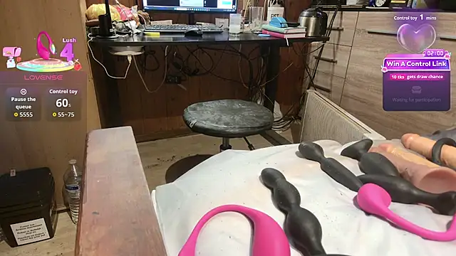 misteryman1956 online show from February 18, 8:21 am