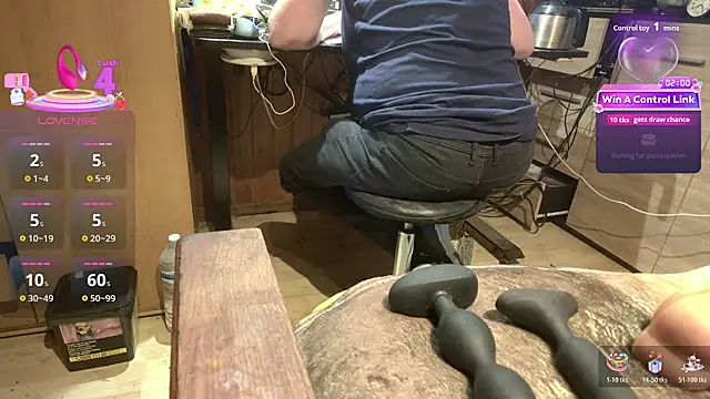 misteryman1956 online show from June 26, 5:23 am