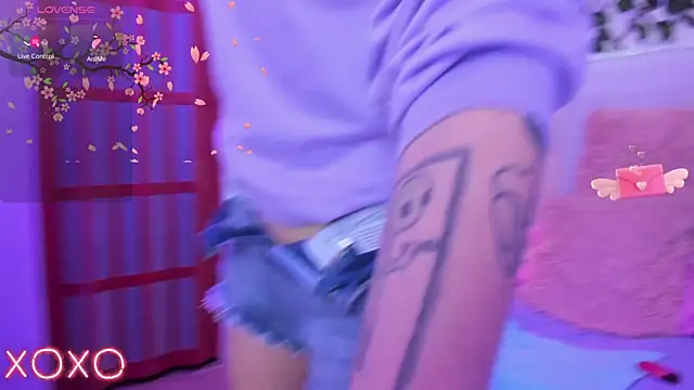 lauren evans96 online show from January 25, 2:58 am