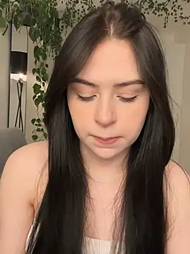 Snapshot of _SweetCandyy chatting on March 1, 9:04 pm  SweetCandyy online show from March 1, 9:04 pm