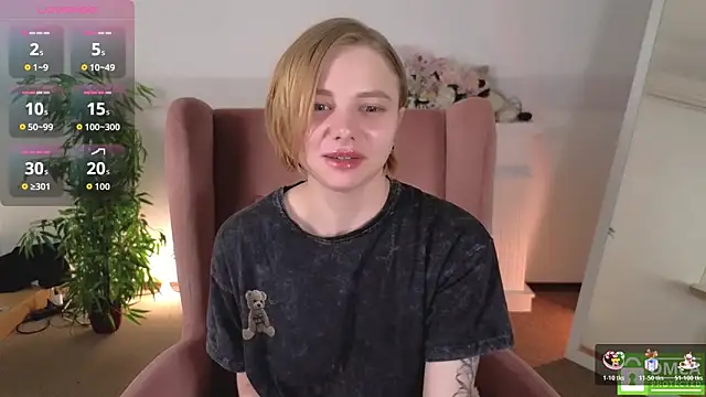Snapshot of MirraBellanta chatting on May 28, 12:41 am MirraBellanta online show from May 28, 12:41 am