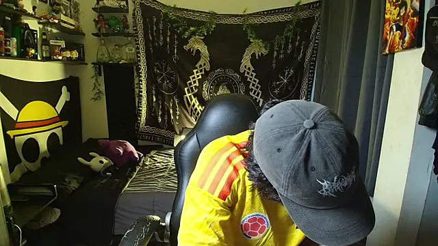 Snapshot of kairozz chatting on June 15, 5:37 pm kairozz online show from June 15, 5:37 pm