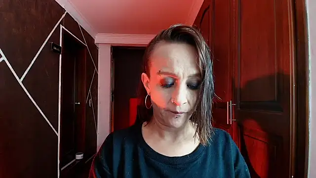 Snapshot of NatashaMason_ chatting on February 14, 11:42 am NatashaMason online show from February 14, 11:42 am