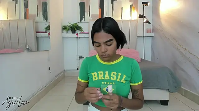 julieta aguilar1 online show from November 20, 8:19 pm