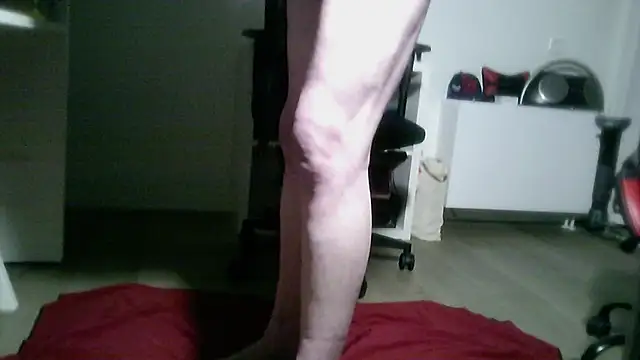 Snapshot of HotInMyAss chatting on May 15, 10:50 pm HotInMyAss online show from May 15, 10:50 pm