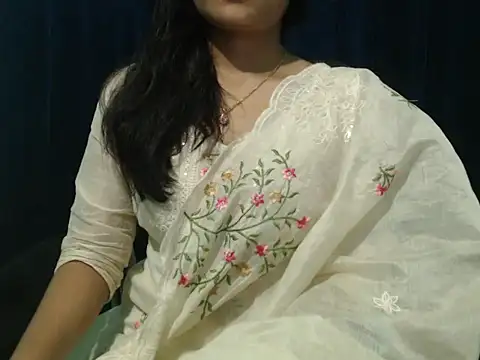 Yashi online show from May 3, 3:29 pm