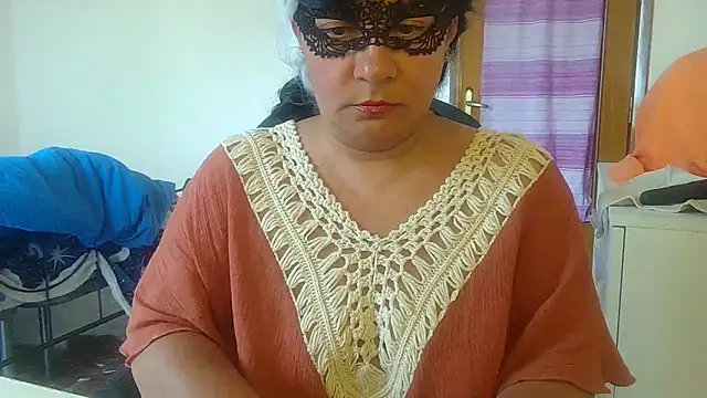 Snapshot of Ninalapiccolina chatting on May 7, 1:49 pm Ninalapiccolina online show from May 7, 1:49 pm