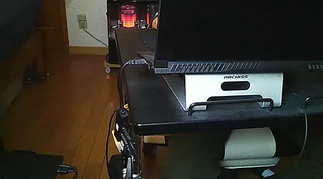 qoooqing67 online show from December 12, 5:52 am