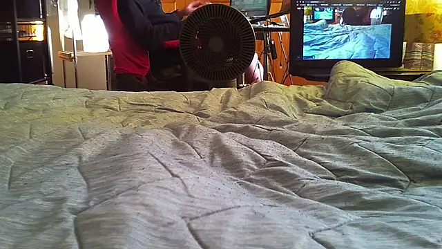 qoooqing67 online show from November 9, 11:58 pm