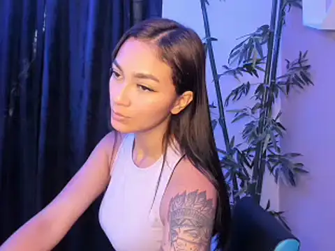 ASIAM BRUNET online show from April 16, 10:23 pm