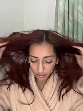 julialupato1606 online show from February 5, 9:19 pm