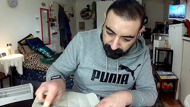 Snapshot of lextalon chatting on January 13, 2:42 pm lextalon online show from January 13, 2:42 pm