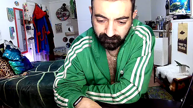 Snapshot of lextalon chatting on February 2, 3:32 am lextalon online show from February 2, 3:32 am