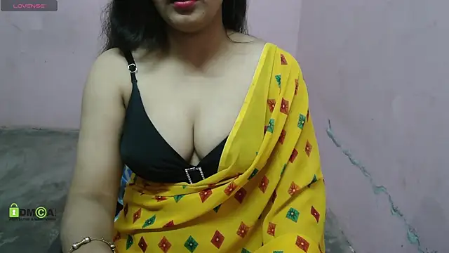 Snapshot of NithyaSingh chatting on November 6, 5:58 pm NithyaSingh online show from November 6, 5:58 pm