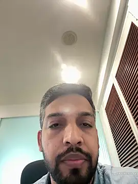 Snapshot of a4ashes chatting on September 13, 8:47 am a4ashes online show from September 13, 8:47 am