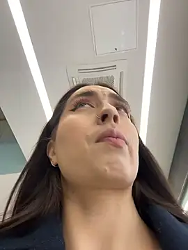 Holly Play online show from January 18, 12:09 pm