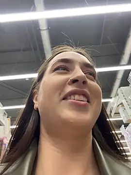 Holly Play online show from March 30, 12:06 pm