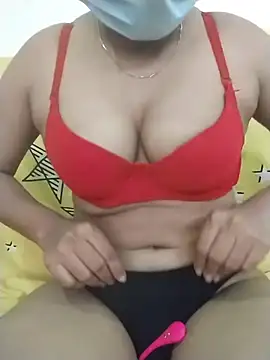 Snapshot of Thakshi_angel chatting on July 12, 2:02 am Thakshi angel online show from July 12, 2:02 am