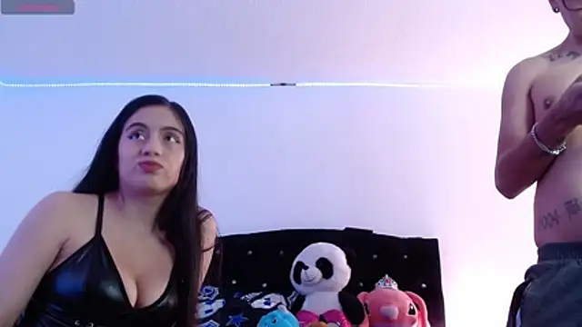 Bonny Bonss online show from April 8, 8:20 pm